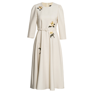 罗衣法式泡泡袖收腰连衣裙女春重工绣花富家千金米白色裙子11706