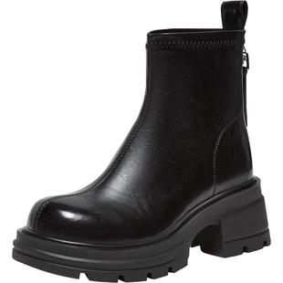 百思图2025冬季商场新款时尚通勤圆头粗高跟短靴棕色女靴F2061DD5