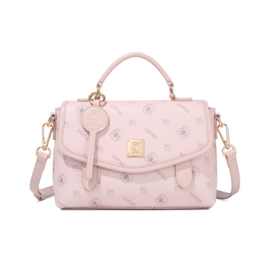 生日礼物女生送女友闺蜜实用的轻奢小众迪士尼草莓熊斜挎包包女款