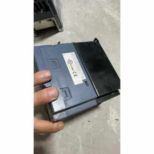 议价富士变频器FRN0.75C2S4K380v0.75kw维修