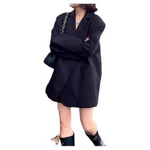 今年流行西服2026春季新款超好看韩系气质休闲烫钻黑色西装外套女