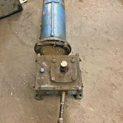 波士顿齿轮减速器蠕虫变速箱F71840B5G101比率带电机