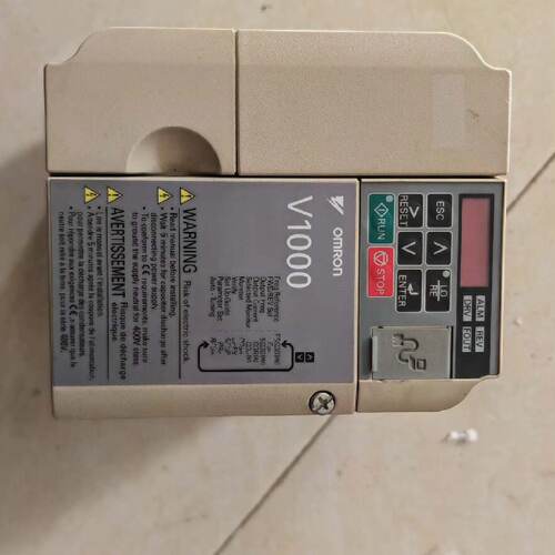 询安川变频器V1000系列，型号VZAB0P7BAA，1.1K