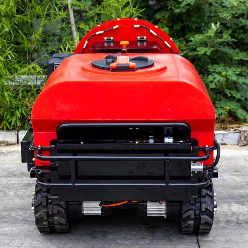 出口北美果园遥控履带打药机 一机多用喷药机 人机分离打药车