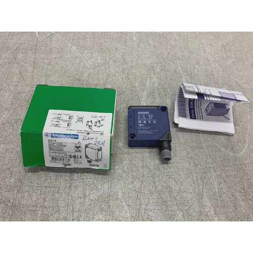 Telemecanique XUK8AKSNM12 Osiris Laser Photoelectric Sensor