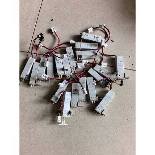 询价下单拆机SMC电磁阀LVM10R1-6A-3