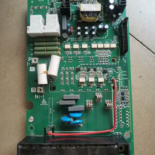 议价上海红旗泰变频器RF300A-018G-4-MT3-POW驱维修
