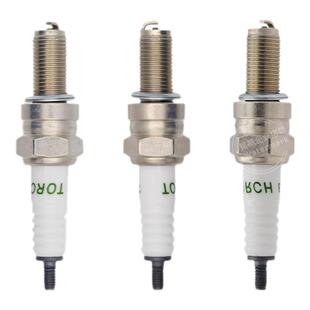 无极200R 250R 300DS 350AC 500R 525R 650隆鑫SR4踏板原装火花塞