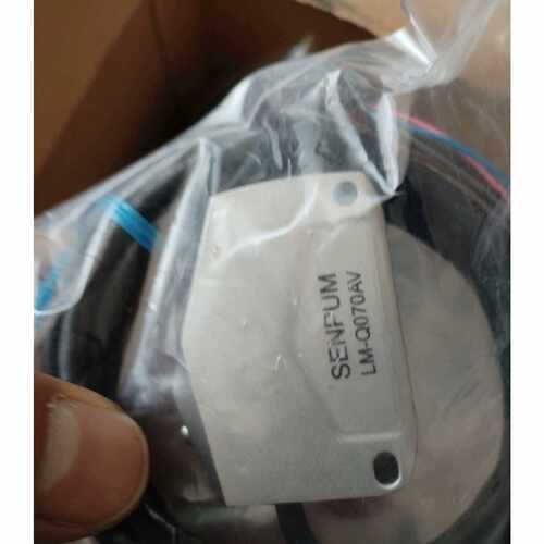 议价SENPUM深浦LM-Q070AV激光位移传感器，全新原厂，议价出