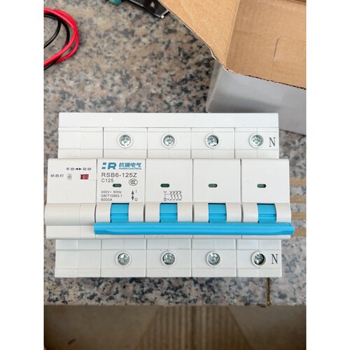 询价下单杭瑞电气R5B6-125Z费控断路器，4P 125A，400