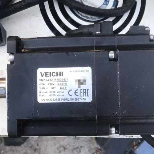 伟创VEICHI SD700-5R5A-PA伺服驱动器VM—议价