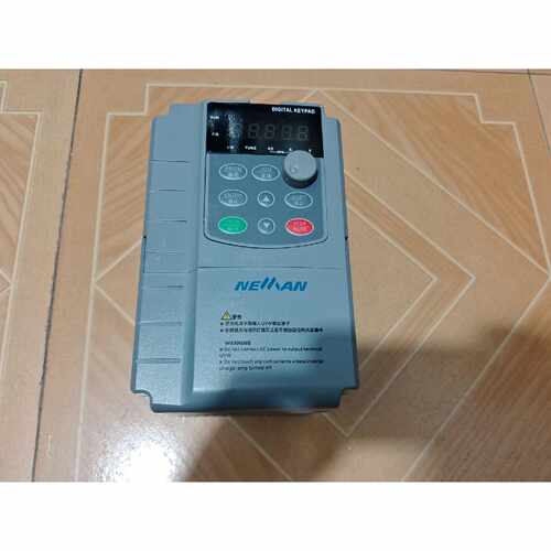 询1.5kw诺依曼变频器M880T0007G34T功率