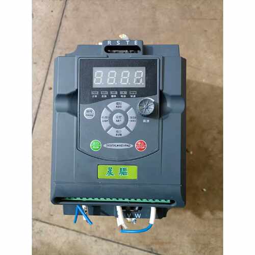 询价晨驱中驱变频器100M-R75G1-B，1.5KW，220V