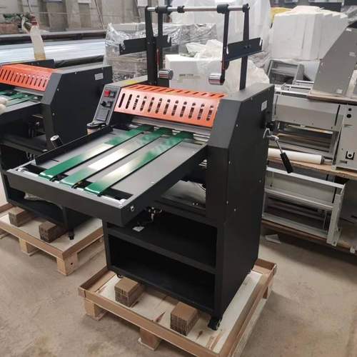 彩冠8400覆膜机 全自动大钢辊热覆膜机 A3A4单双面冷裱热裱覆膜机