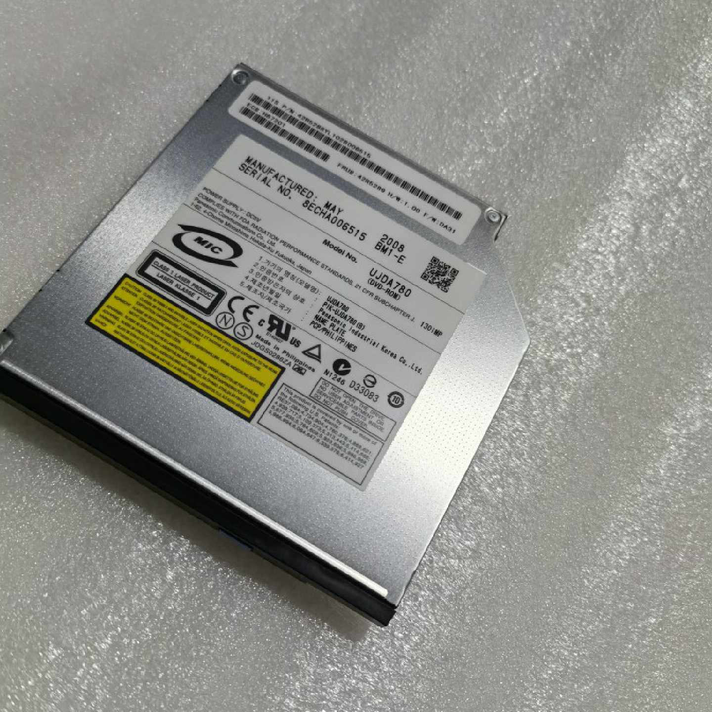议价42R5288 IBM 光驱 4.7Gb DVD-ROM IDE Slimline 42R5289 P51A