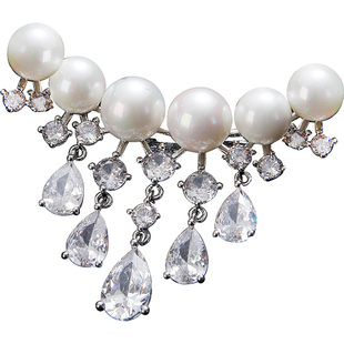 胸针女款高档精致胸花别针防走光神器上衣西装大号流苏可爱装饰品