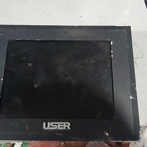 溢价-USER US-M1701PAIL触摸屏，件，带底壳，接