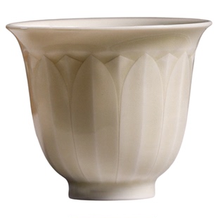 定窑定瓷茶具茶杯白定全手剔花莲瓣杯主人杯定州花瓷象牙白高莲瓣