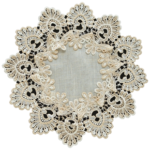 唯米9957欧式蕾丝镂空家用隔热防烫餐垫棉麻百搭圆形防尘布遮盖巾
