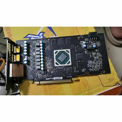【议价-可维修】一张580-8G显卡，显卡有一颗供电烧了已经上图了