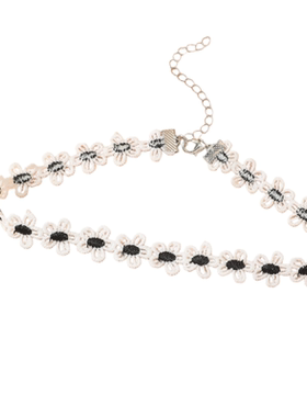 黑白配 古典风简约白色镂空锁骨链 时尚百搭颈圈