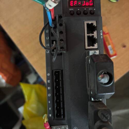 溢价-英威腾伺服驱动750W 型号：SV-DA200-0R7-2-