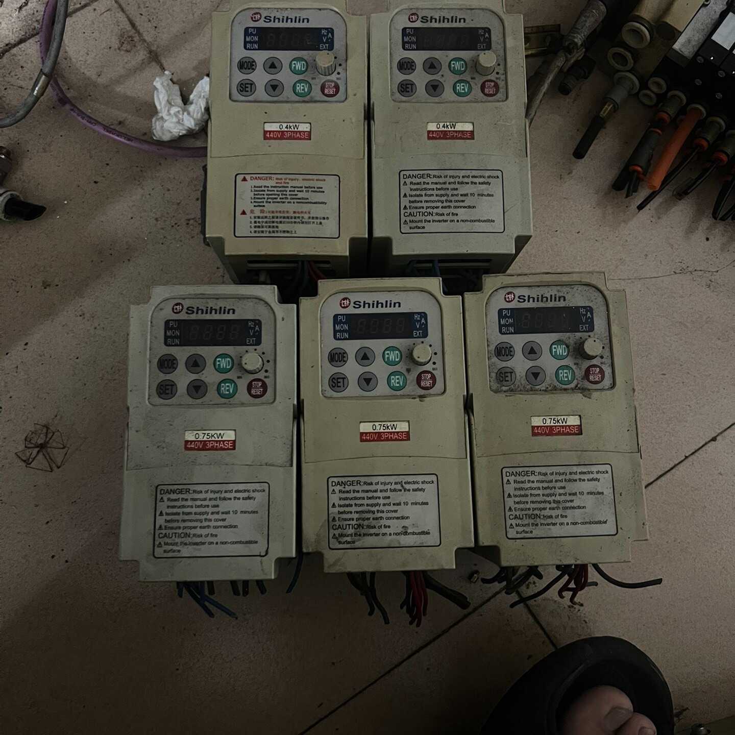 下单前咨询打包处理原装拆机士林变频器 0.4kw两个 0.75kw三个