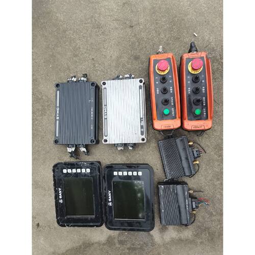 三一泵车拖泵 显示屏 HV13 350109100107