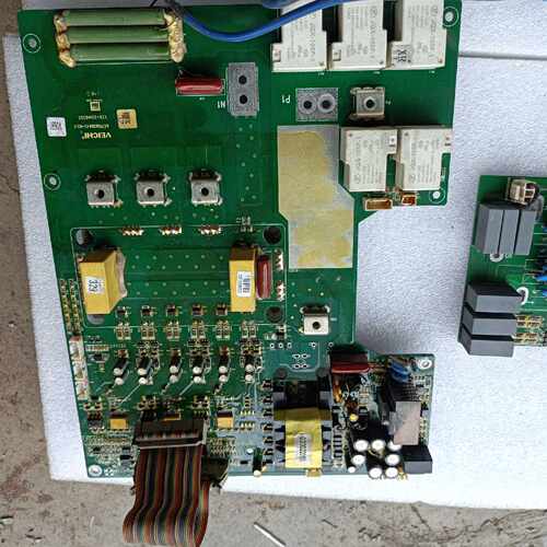 议价伟创AC100变频器驱动板一套22kw380v维修