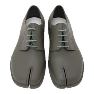 Maison Margiela秋冬女士潮流时尚分趾平底运动休闲鞋银泰 301604