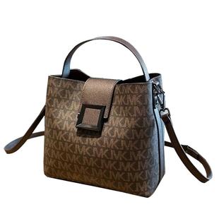 水桶包女大容量网红2023新款印花单肩手提包外出百搭简约斜挎包