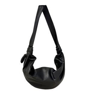 爱极～腔调！头层牛皮饺子包男女慵懒风牛角包情侣真皮单肩挎包潮