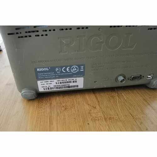 （请询价）DS1102D数字示波器正常使用