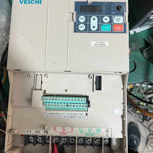 溢价-AC80B-T3-7R5M 伟创7.5KW 比现在的新机重太
