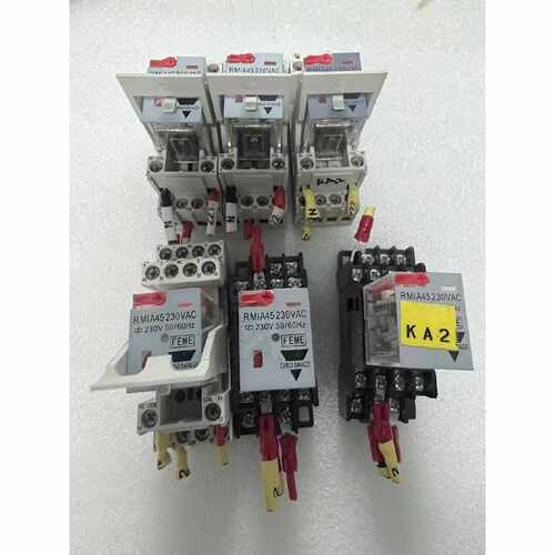【议价-可维修】  CARLO GAVAZZI RMIA45 230VAC 中间继电器 /均