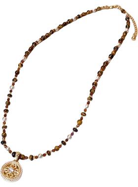 咖色不规则串珠圆牌吊坠项链小众