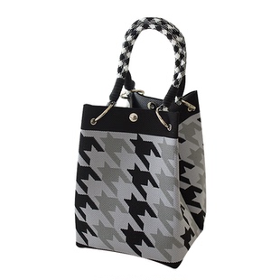 经典复古小众针织手拎包便携出行手提包零钱包休闲百搭中古水桶包