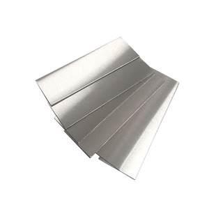 5052铝棒6061 7075 7050 2A12铝板厚度8 12 18 20 22 25 30mm切割