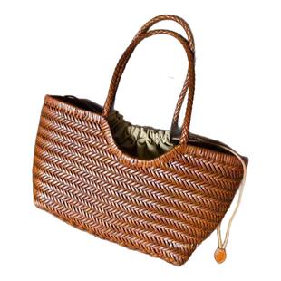 摩西奶奶 纯手工法式牛皮菜篮子包真皮单肩托特包 2026新款编织包