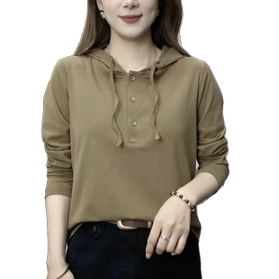 长袖T恤女春秋季年轻妈妈宽松大码女装胖MM减龄连帽卫衣打底衫女