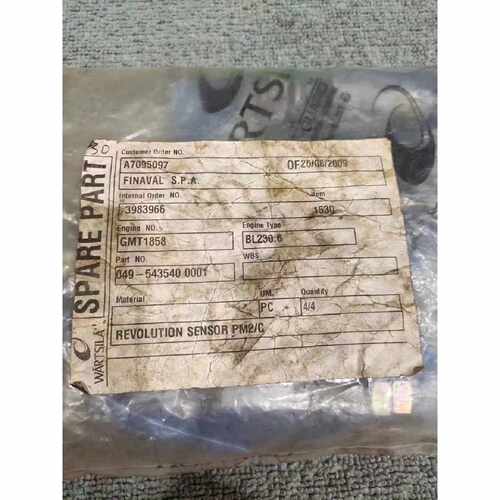 议价瓦锡兰转速传感器PM2C未拆封一大包里两小包