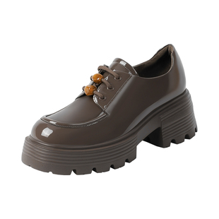 哈森英伦风真皮系带女单鞋2025秋季新款高跟爵士乐福鞋HL257130