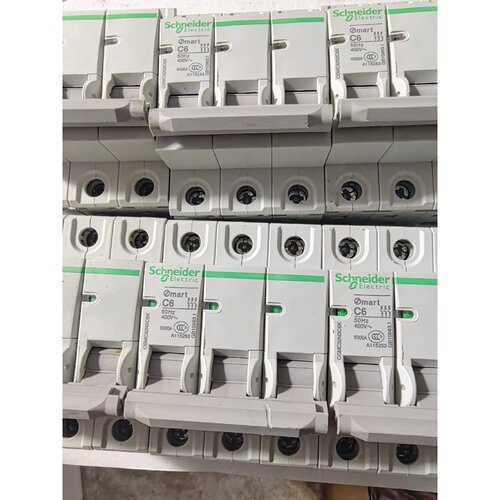 〔议价-可维修〕施耐德mart系列断路器OSMC32N3C6K 3P/C6A