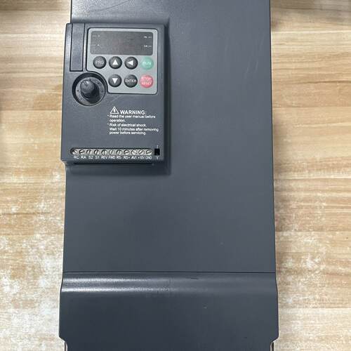 溢价-众辰变频器 NZ200T-15GY-4