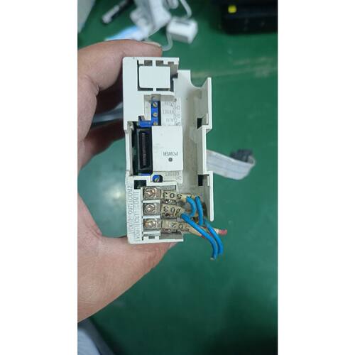 议价三菱FX2N2DA现货一台功能正常成色和图片一样需维修