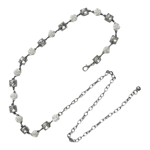 柳吴伟银色玫瑰花珍珠腰链配饰2025新款潮金属腰带女配裙子高级感