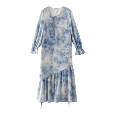 美丽客栈圆领垂感清冷连衣裙女春