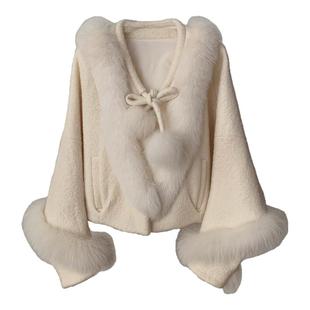 可爱风小个子粗纺毛呢外套2025年冬季新款蝙蝠袖短款狐狸毛皮草女