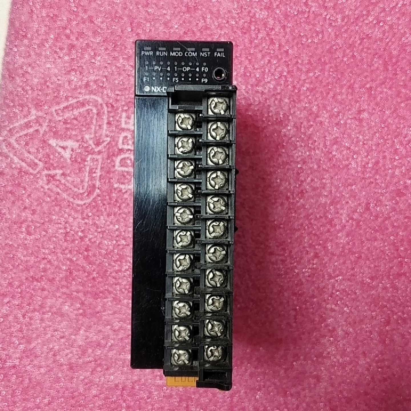 山武温控模块NX-D25NT4T20原装拆机包好。