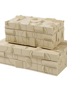 样板间儿童房书桌摆件